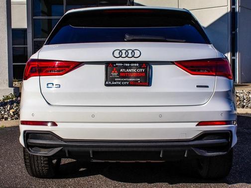 2023 Audi Q3 Premium 45 TFSI S line quattro Tiptronic