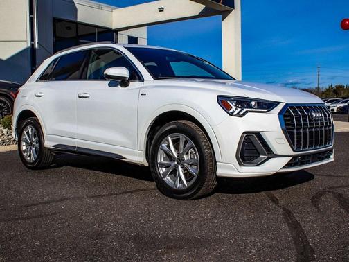2023 Audi Q3 Premium 45 TFSI S line quattro Tiptronic