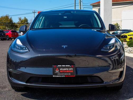 2024 Tesla Model Y Long Range Dual Motor All-Wheel Drive