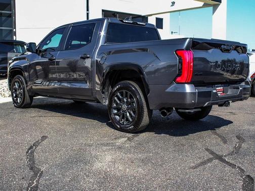 2024 Toyota Tundra Platinum