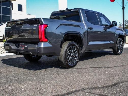 2024 Toyota Tundra Platinum