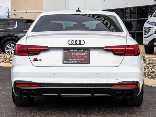 2023 Audi S4 Premium Plus TFSI quattro Tiptronic