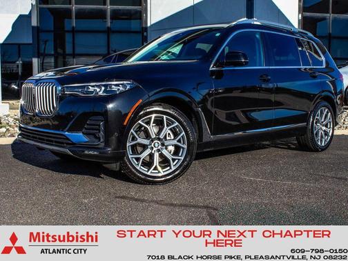Black Sapphire Metallic 2021 BMW X7 xDrive40i