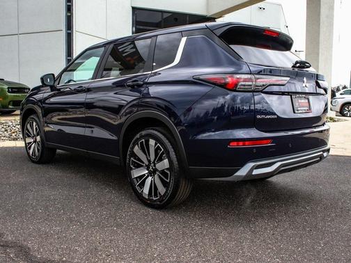 2025 Mitsubishi Outlander SE 2.5 2WD