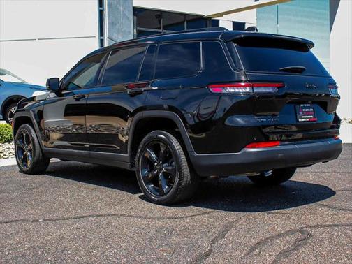 2022 Jeep Grand Cherokee L Altitude