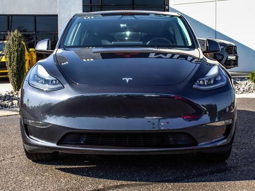 2025 Tesla Model Y Long Range Dual Motor All-Wheel Drive