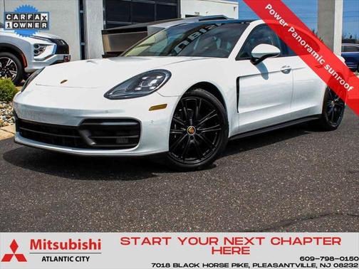 2022 Porsche Panamera 4 Platinum Edition