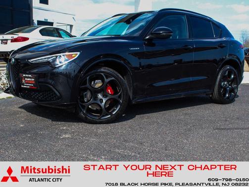 Vulcano Black Metallic 2023 Alfa Romeo Stelvio Veloce AWD