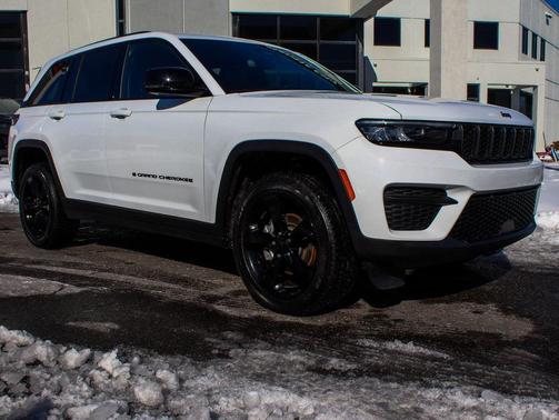 2024 Jeep Grand Cherokee Altitude