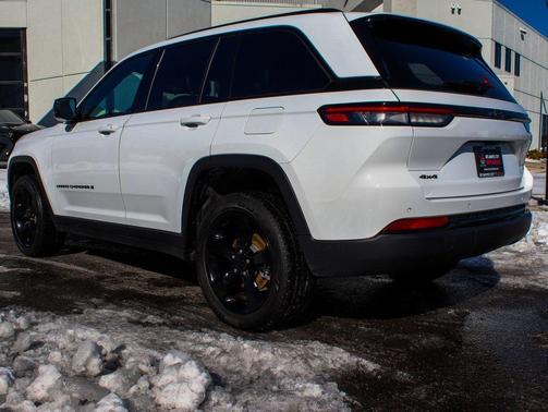 2024 Jeep Grand Cherokee Altitude