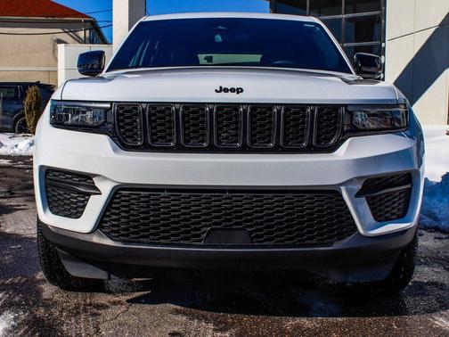 2024 Jeep Grand Cherokee Altitude