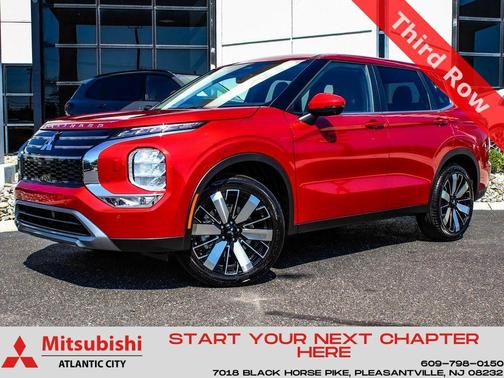 Red Diamond 2025 Mitsubishi Outlander SE S-AWC