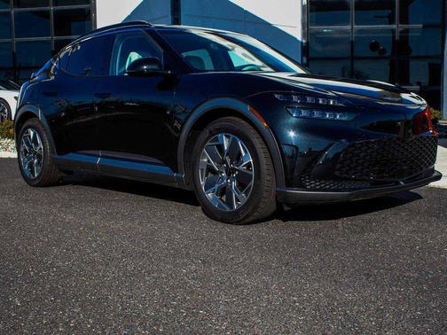 2025 Genesis GV60 Standard AWD