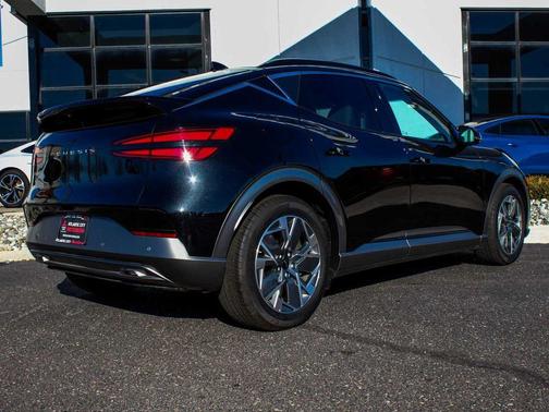 2025 Genesis GV60 Standard AWD