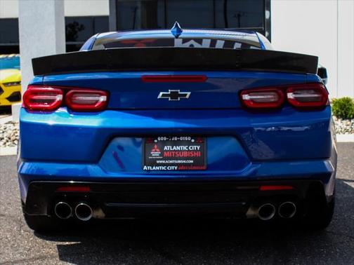 2022 Chevrolet Camaro RWD Coupe LT1