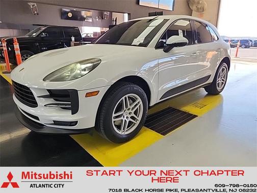 2020 Porsche Macan Base