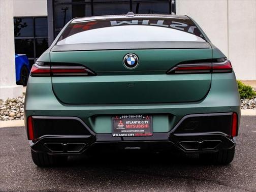 2023 BMW 760 i xDrive