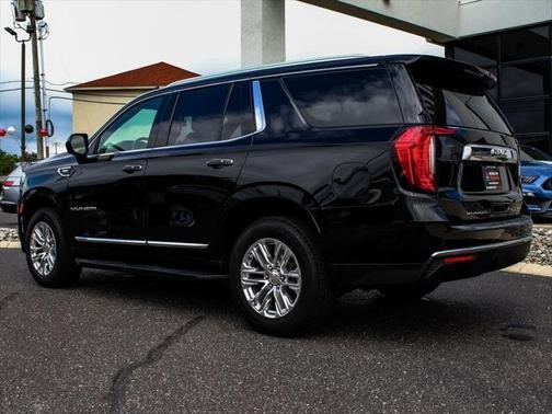 2021 GMC Yukon SLT
