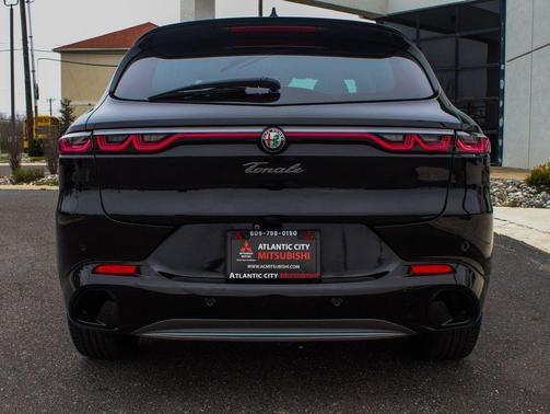 Alfa Black 2024 Alfa Romeo Tonale Ti EAWD