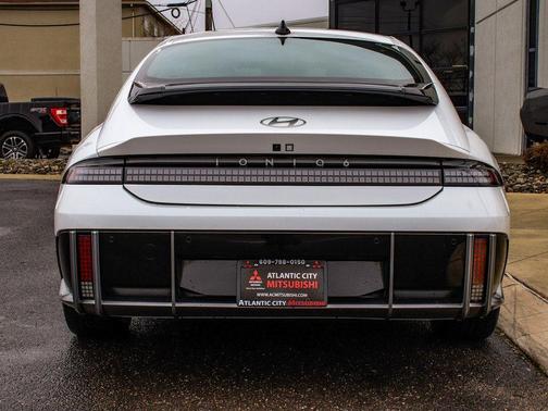 2023 Hyundai IONIQ 6 SE