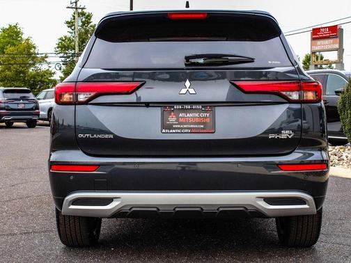 2025 Mitsubishi Outlander PHEV SEL