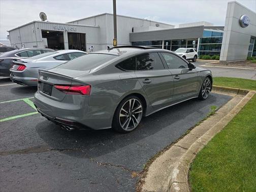 2022 Audi S5 3.0T Prestige