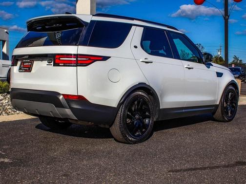 2020 Land Rover Discovery HSE