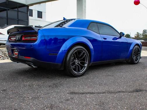 2022 Dodge Challenger R/T Scat Pack Widebody