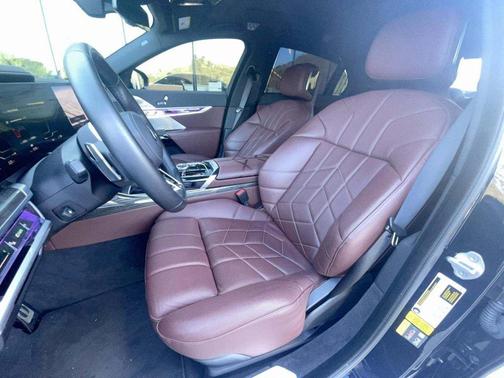 2024 BMW i7 xDrive60