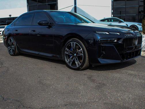 2024 BMW i7 xDrive60