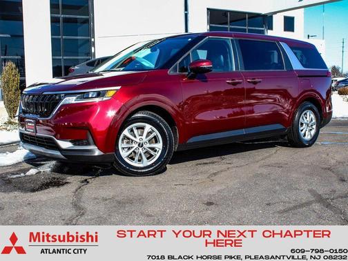 2023 Kia Carnival LX