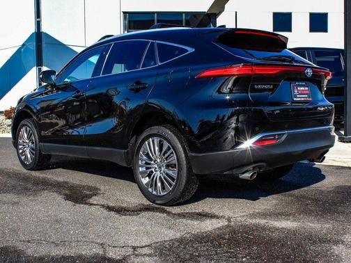 2023 Toyota Venza XLE