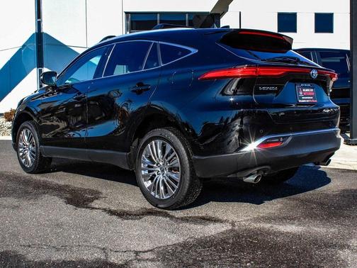 2023 Toyota Venza XLE