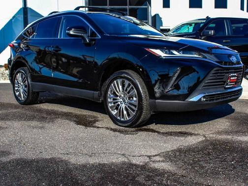 2023 Toyota Venza XLE