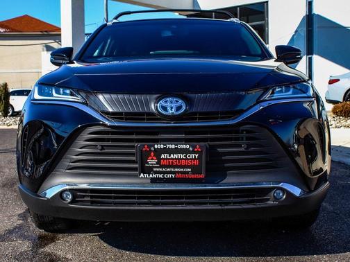 2023 Toyota Venza XLE