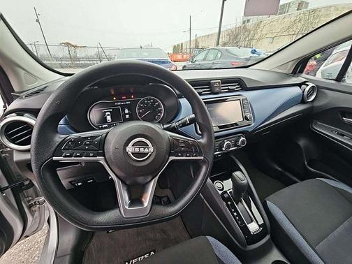 2025 Nissan Versa 1.6 SV