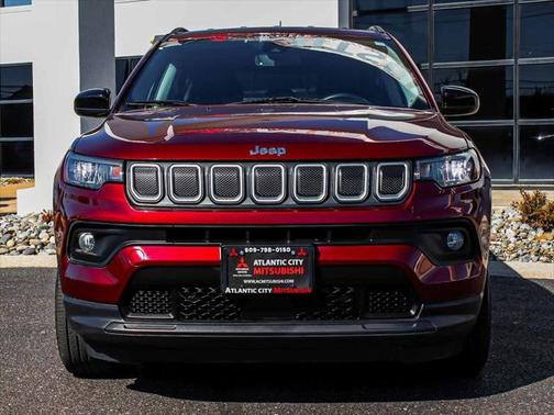 2022 Jeep Compass Latitude Lux