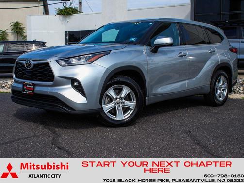 Celestial Silver Metallic 2020 Toyota Highlander LE