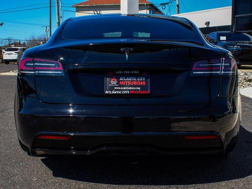 2023 Tesla Model S Base