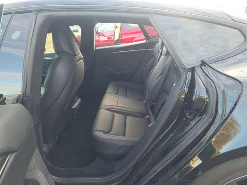 2023 Tesla Model S Base