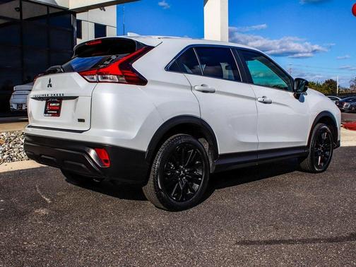 2024 Mitsubishi Eclipse Cross LE