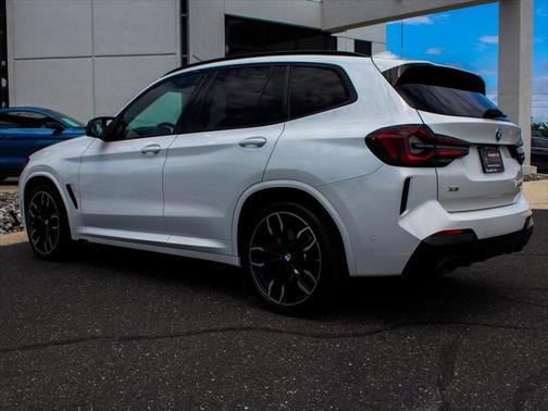 2023 BMW X3 M40i