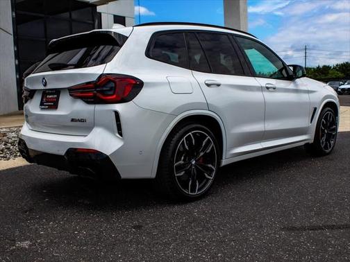 2023 BMW X3 M40i