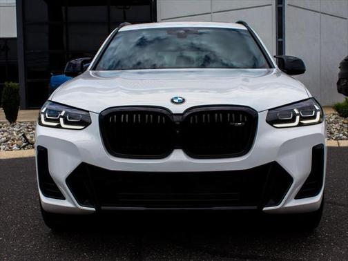 2023 BMW X3 M40i
