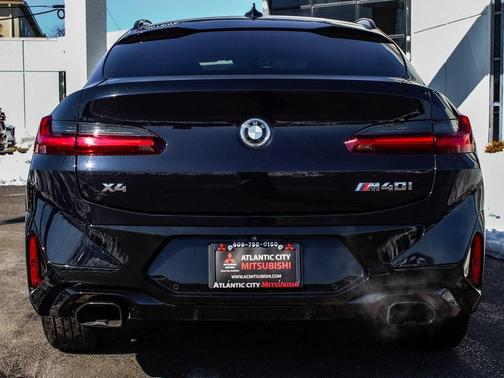 2023 BMW X4 M40i