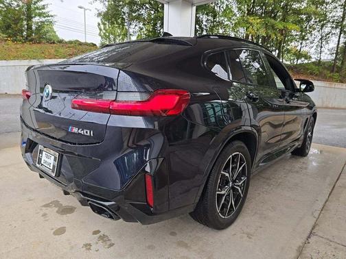 2023 BMW X4 M40i