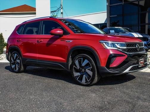 2024 Volkswagen Taos 1.5T SEL