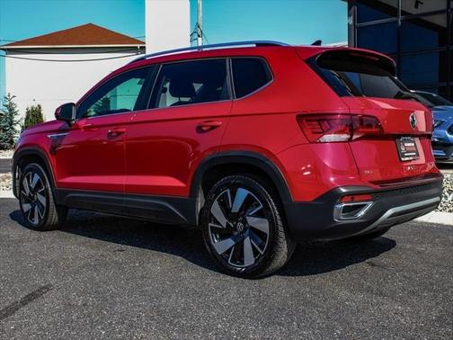 2024 Volkswagen Taos 1.5T SEL