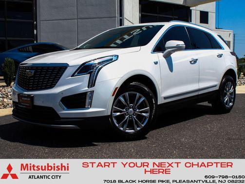 Crystal White Tricoat 2021 Cadillac XT5 Premium Luxury