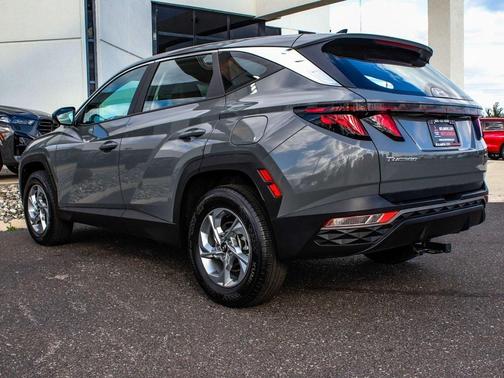2024 Hyundai TUCSON SE